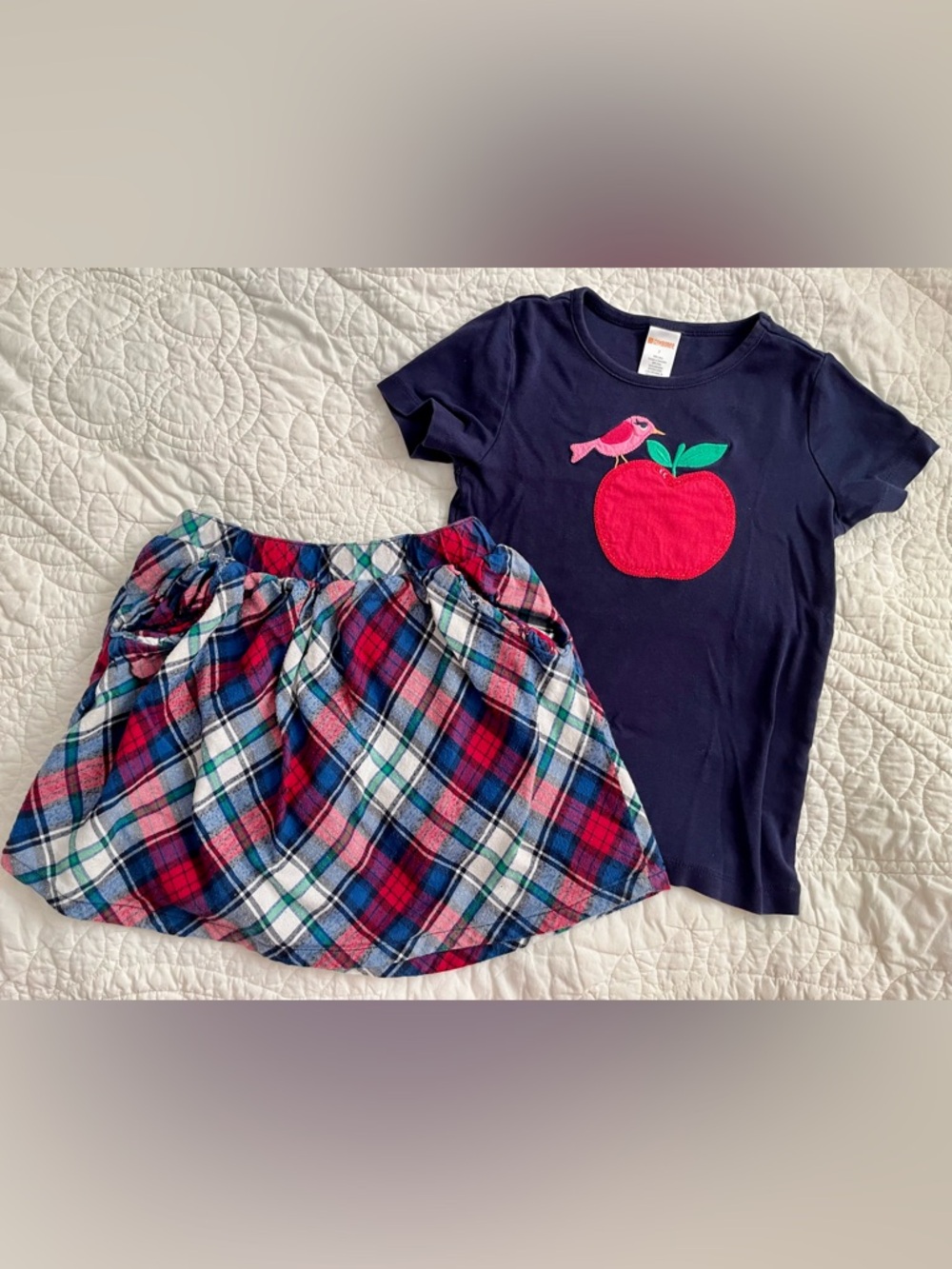 Gymboree Navy Tee with Red Apple and Multicolor Coordinating Plaid Skort